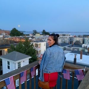 Meet your Posher, Alexandra